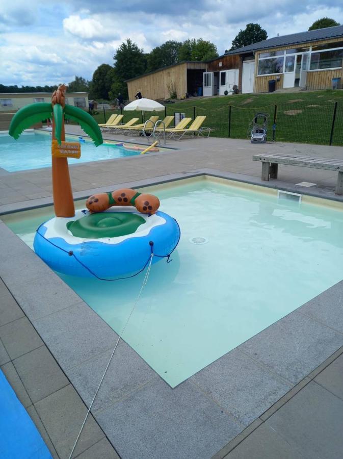 Camping Oos Heem Montenau Exterior photo
